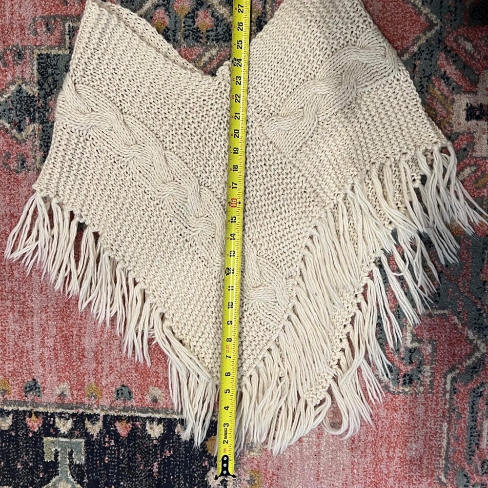 Vintage handmade poncho - Picture 8 of 8